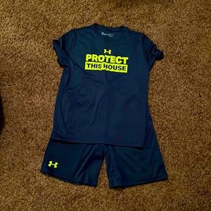 COPY - Boys size L short and tshirt set. Navy with bright green.